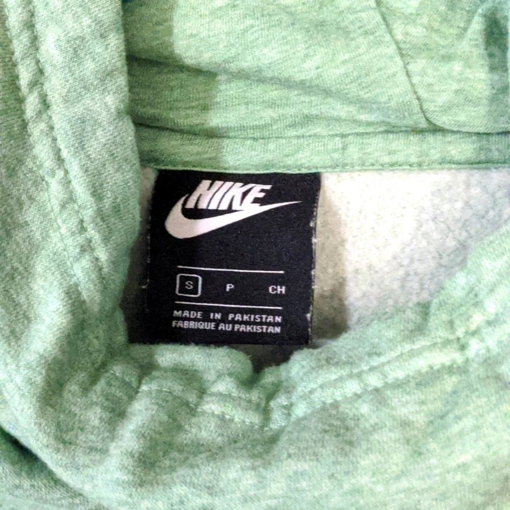 Nike Sweatshirt - Picture 4 of 4